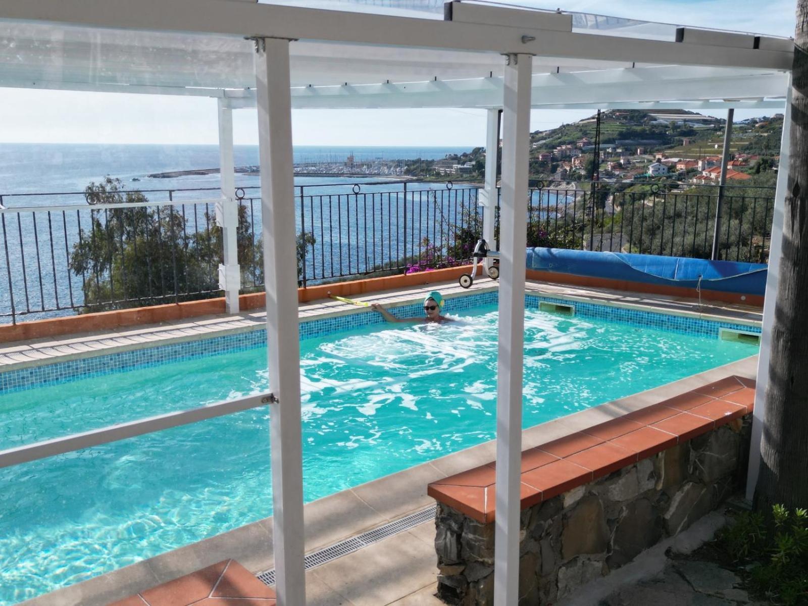 Villa Del Mare Ligure Terme & Spa Piscina A 37 Gradi Santo Stefano al Mare Luaran gambar